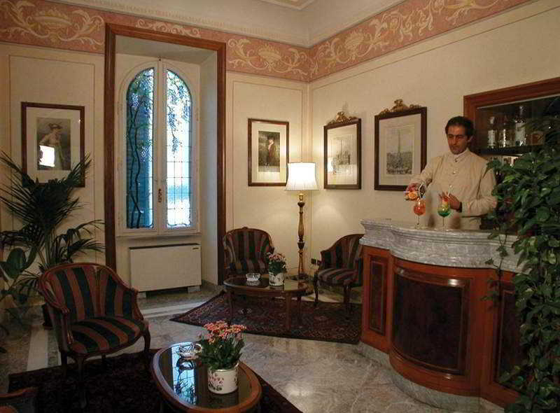 فندق رومافي  فندق فارنيز المظهر الخارجي الصورة